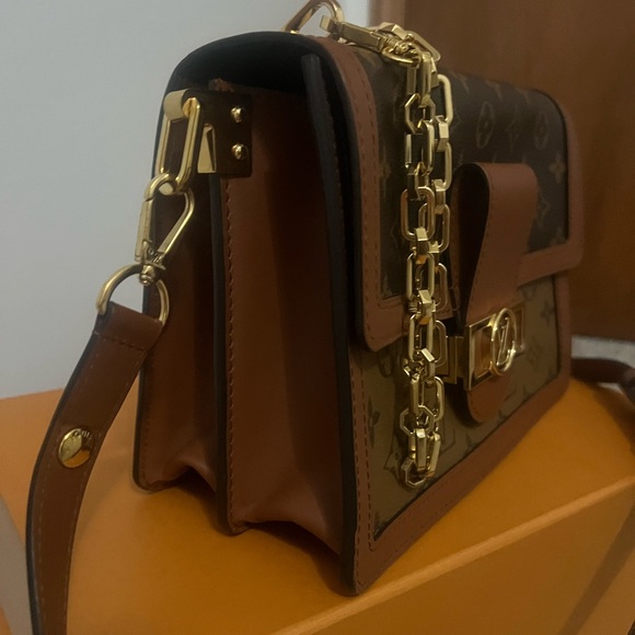 Authentic Louis Vuitton - Picture 2 of 3